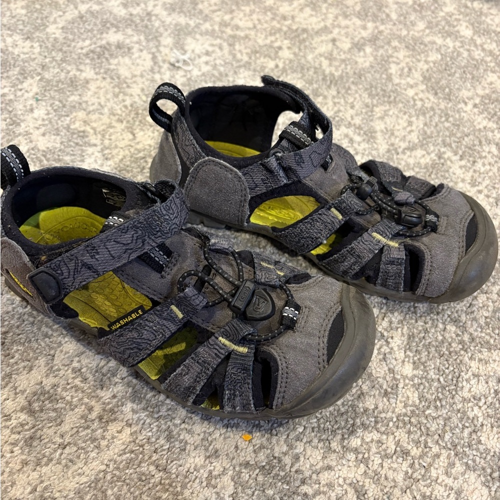 KEEN Kids' Seacamp II CNX Closed Toe Sandal